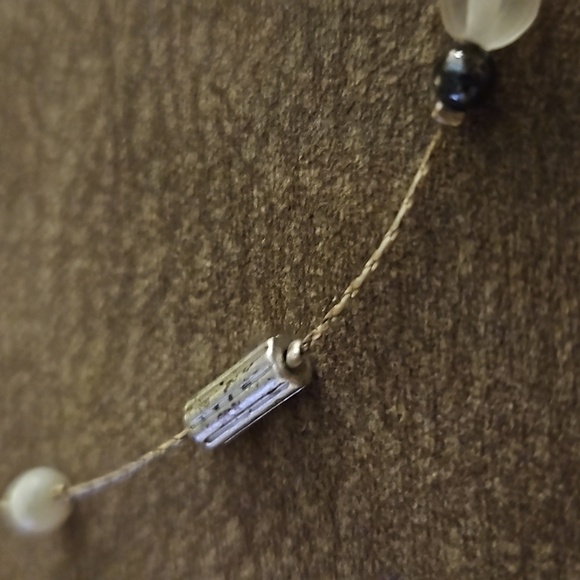 Pewter Hematite Floral Glass Focal Chain Necklace - Picture 9 of 10